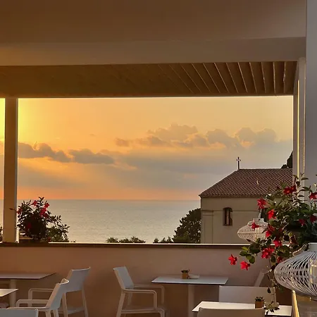 Kairos 4* Tropea