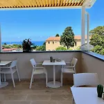 Guest house Kairos Tropea Luxury Rooms & Pool 4*