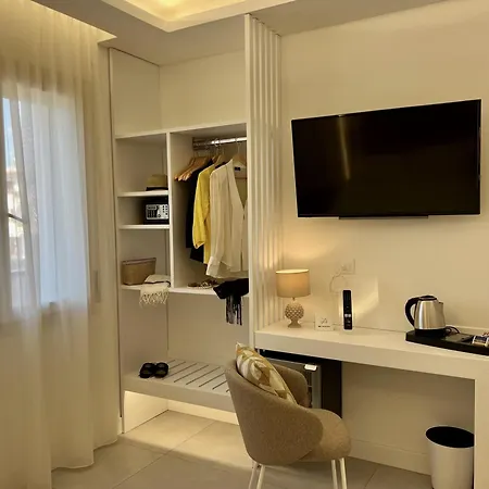 Konukevi Kairos Tropea Luxury Rooms & Pool Tropea