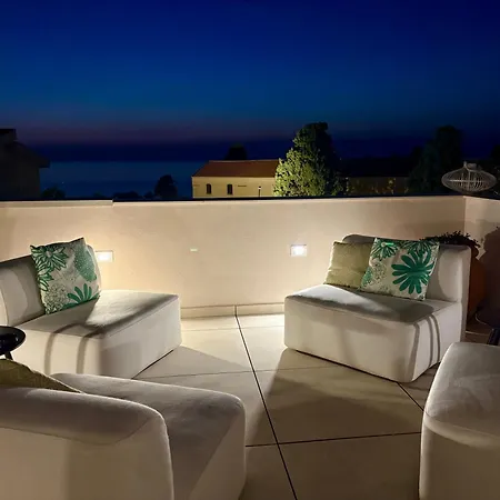 Kairos Luxury & Pool