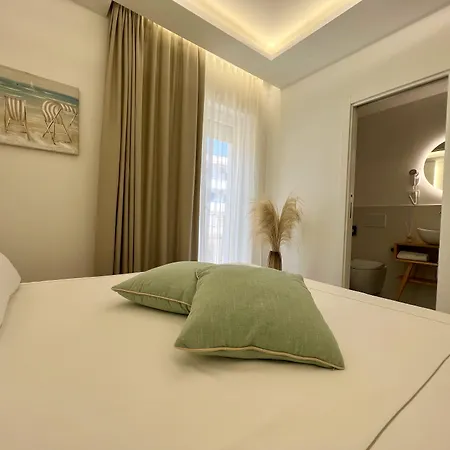 Kairos Luxury & Pool 特罗佩阿